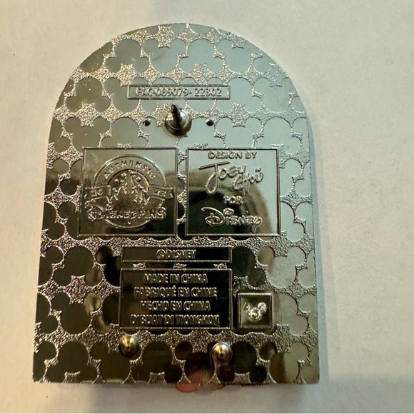 NWT. Disney Parks Pin by Joey Chou.
Designed by artist Joey Chou - Picture 8 of 10